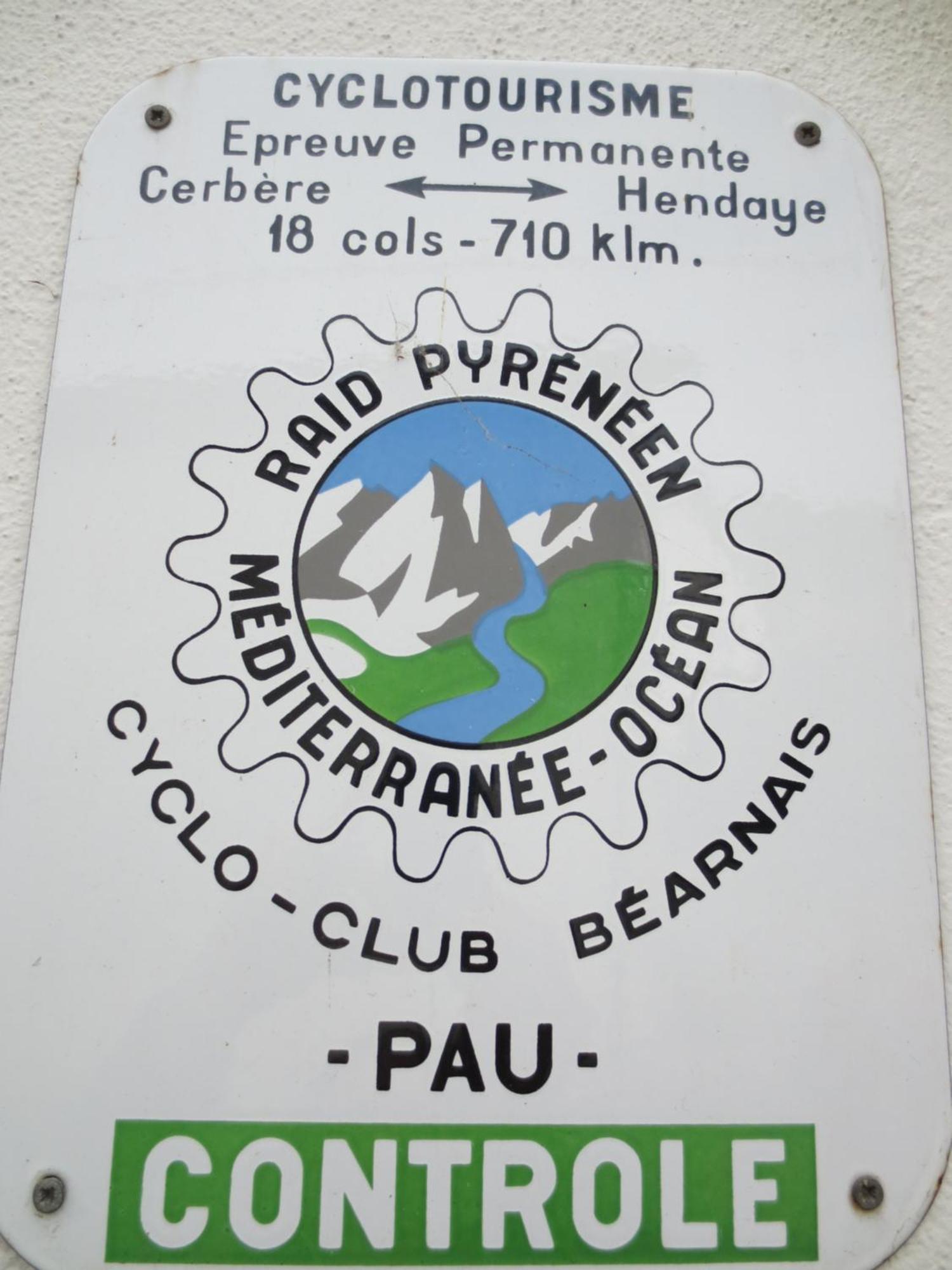 Hotel Les Deux Cols 圣玛丽德康庞 外观 照片