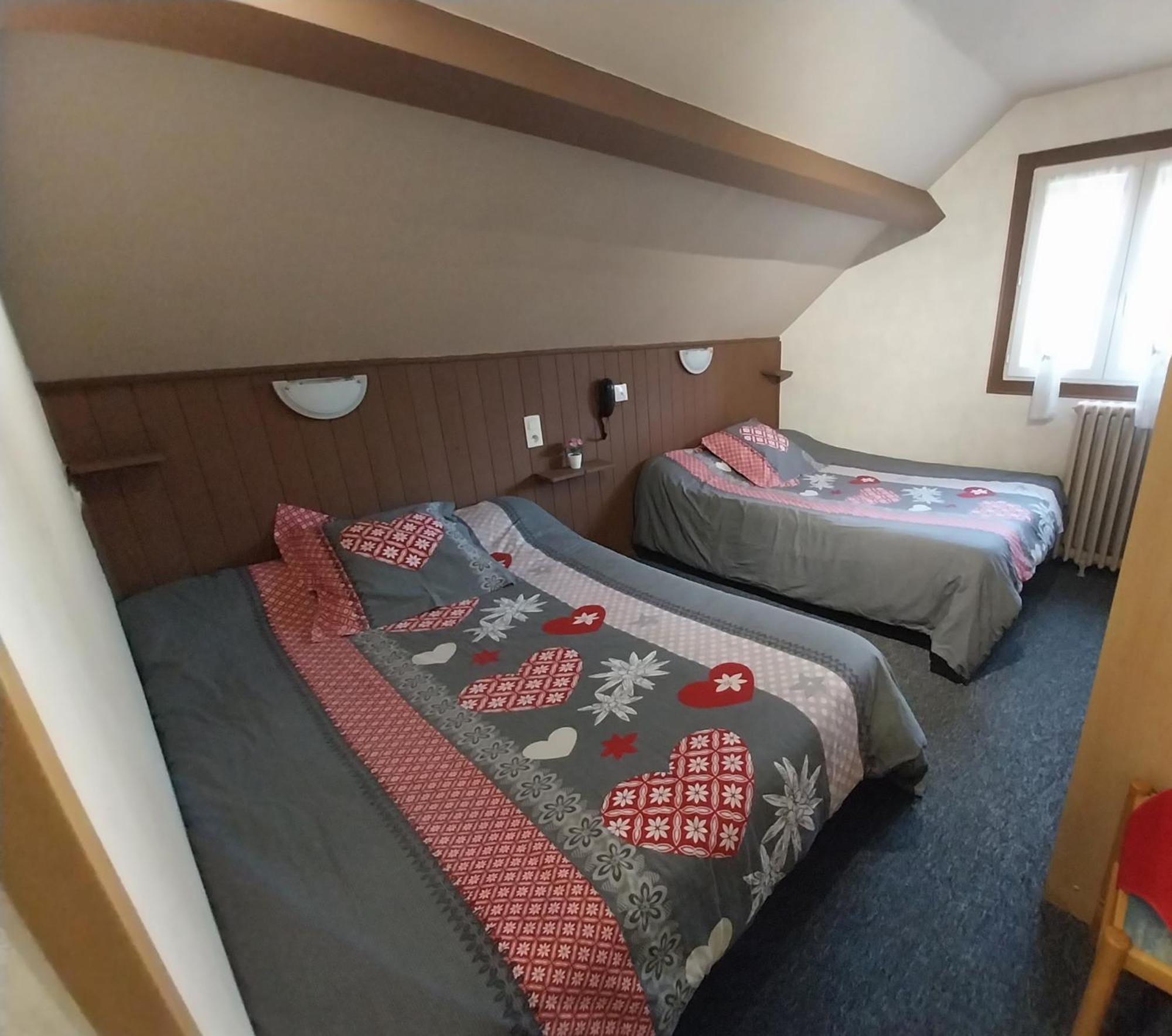 Hotel Les Deux Cols 圣玛丽德康庞 外观 照片